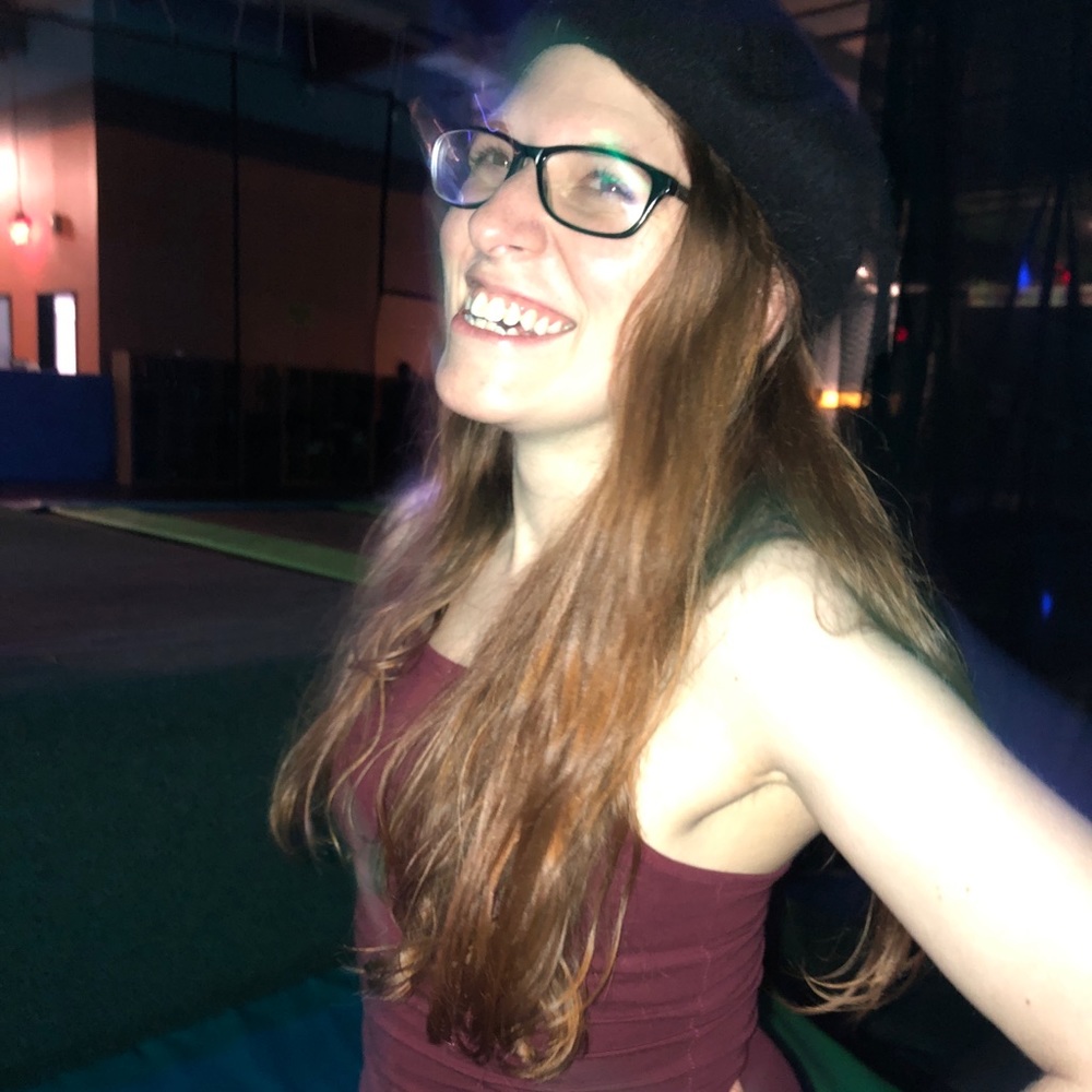 Meet your Posher, Cassandra